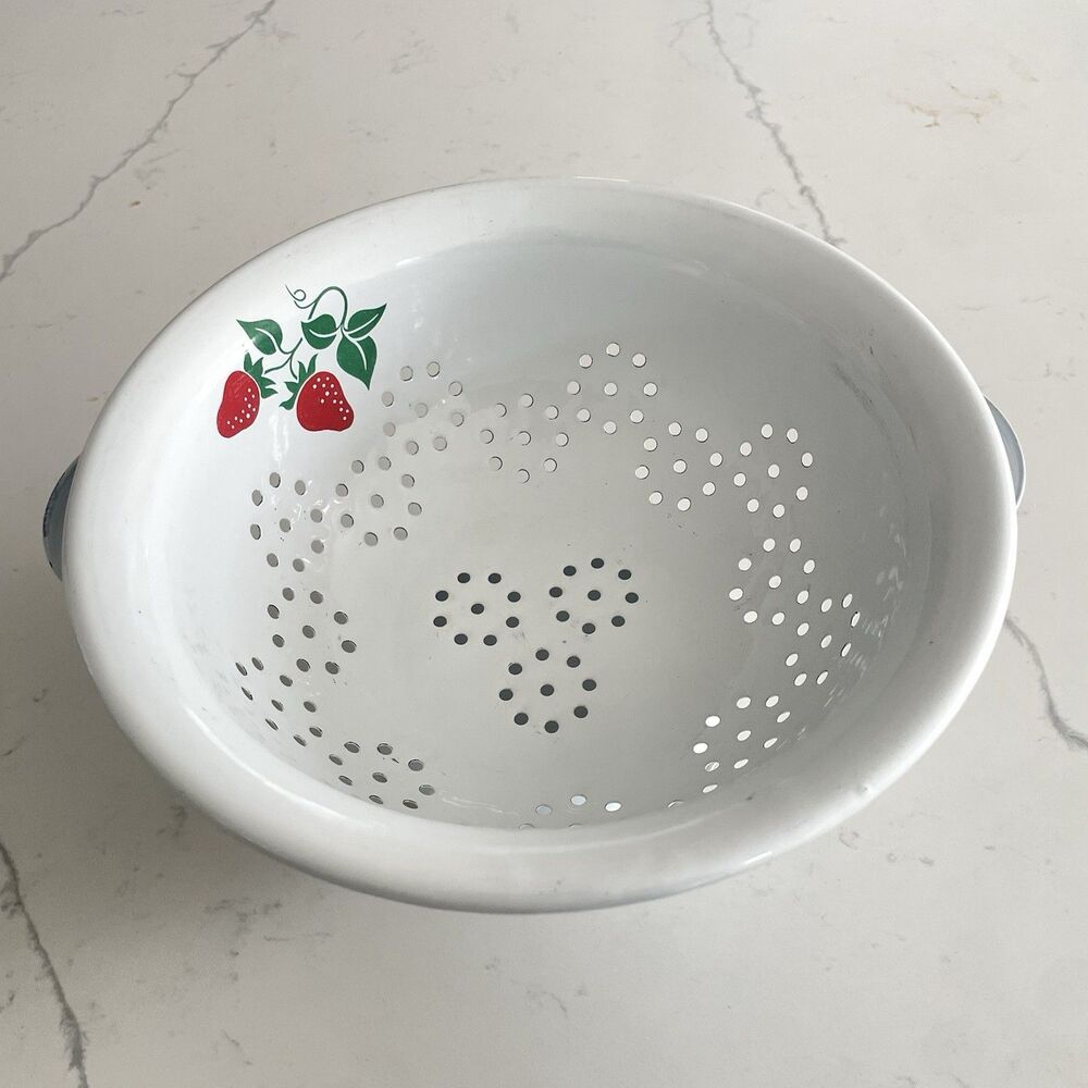 Vintage Colander Strainer Enamel Strawberry Berry Design 8 Inch Farmhouse 1983
